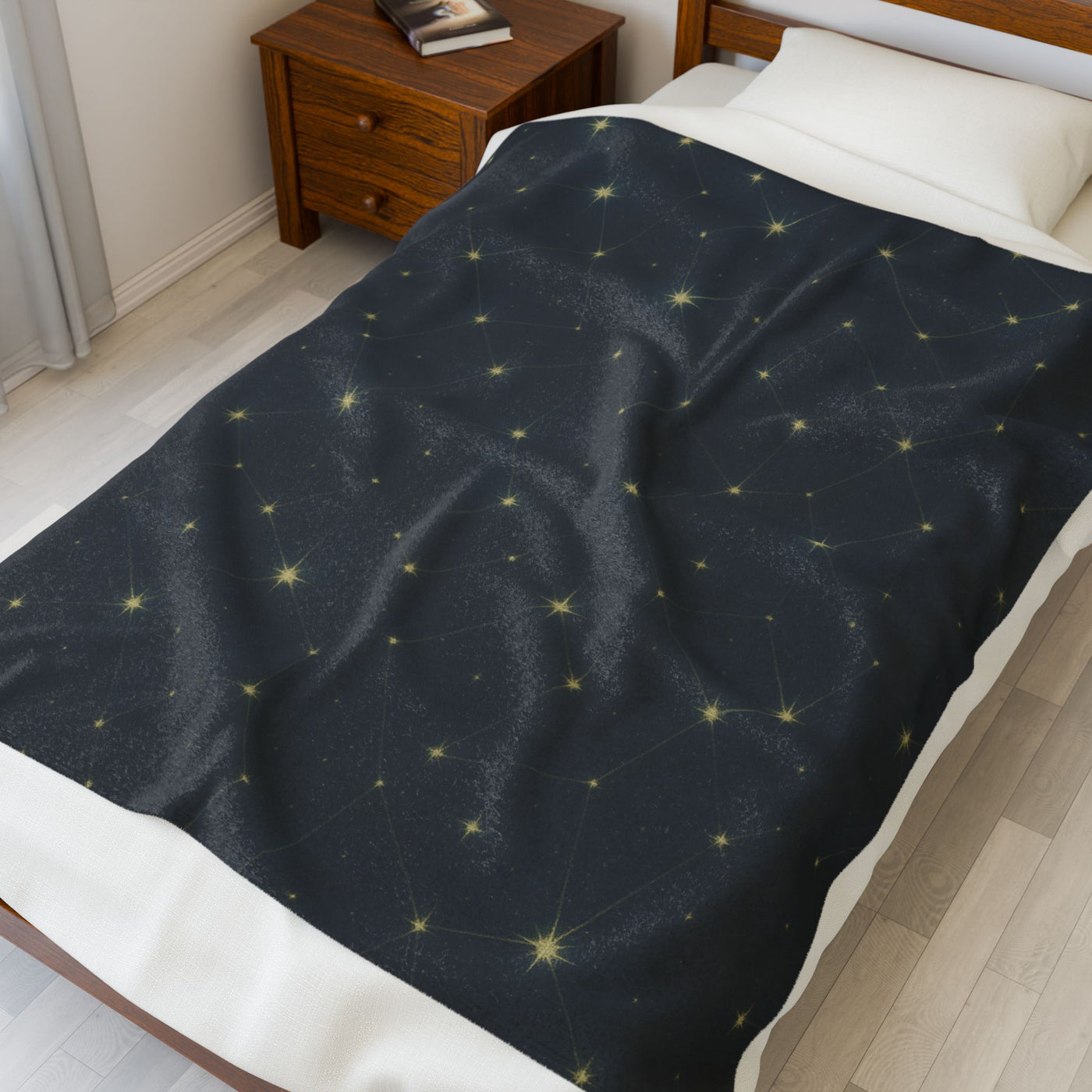 Cozy Celestial Throw Blanket, Soft Plush Blanket for Stargazers, Perfect for Home Decor, Gift for Astronomy Lovers, Night Sky Blanket